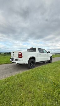 Dodge RAM 1500 - 5