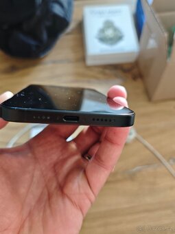 iPhone 16 plus - 256 GB - 5