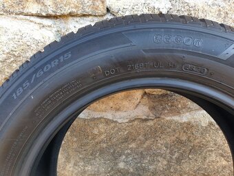 Hankook 185/60/15 celoroční - 5