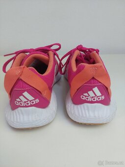 Sálová obuv Adidas, vel. 34 - 5