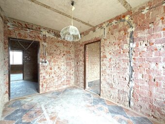 Prodej bytu 4+1 se zahradou v řadovém domě - Žamberk - 5