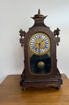 Stolní hodiny bule. - 5