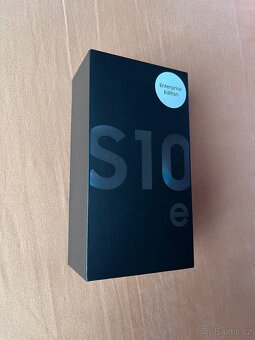 Samsung Galaxy S10e 6GB/128GB černý - 5