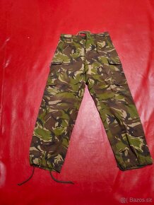 Prodám vybavení airsoftu (chrániče, oblečení, helma, praky) - 5