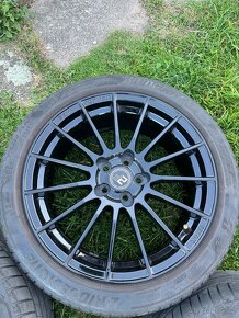 2FORGE ZF1 7,5x17 5x100 ET10 GLOSS BLACK 76 alu kola - 5