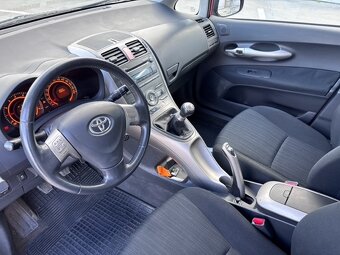 Toyota Auris 1.6 VVT - 5