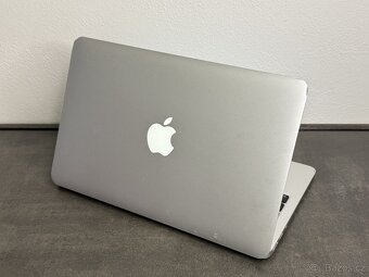 Macbook Air 11" 2012 / i5 / 4GB / 64GB / DPH - 5