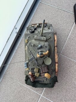 RC tank Sherman - 5
