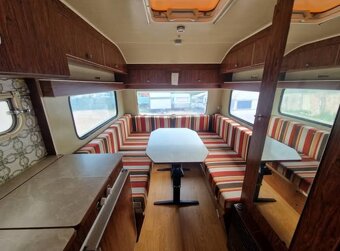 Karavan Wilk - 5