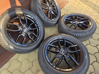 Zánovní zimní sada BMW X1 17" 5x112 pneu 225/55/17 VITO - 5