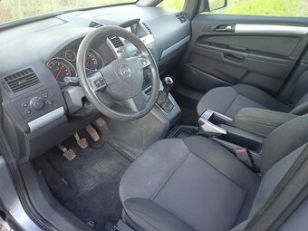 Zafira B 1.8 benzín, r.v.2008, najeto 180 400 Km, 7 míst - 5