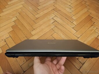 Notebook Acer Aspire 5551G – na náhradní díly nebo opravu - 5