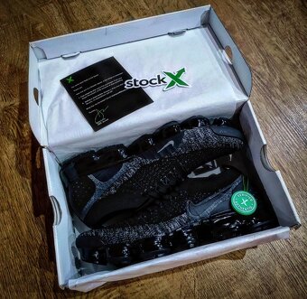 NIKE Air VaporMax Flyknit 2.0 "Black dark Grey" - 5