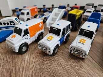 Vláčkodráha - autíčka a panáčci - 5