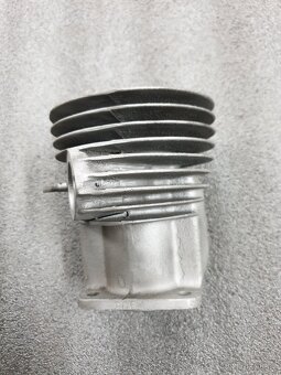 VÁLEC JAWA ROBOT - 5