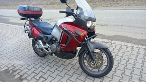 Prodám Honda varadero Xl 1000 rok 2000 - 5