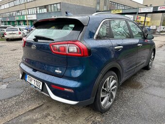 Kia Niro -1.6 77kw Hybrid koupeno v Čr-dědictví - 5