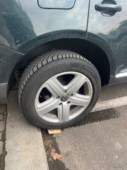 Volkswagen Touareg 3.0 - 5