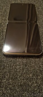 Galaxy Z Flip5 Maison Margiela PARIS 8GB/512GB - 5