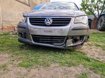Volkswagen Cross Touran na náhradní díly - 5