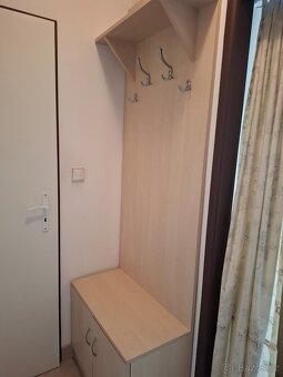 Kancelářský nábytek - 5