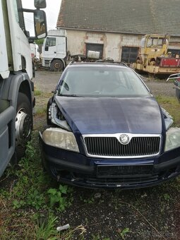 Škoda Octavia 2 díly - 5