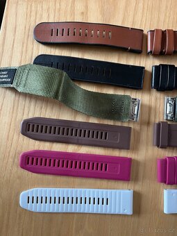 Garmin fenix 7X Solar - Gray/Black Silicone Band - 5