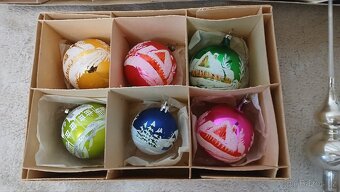 Starší Vánoční ozdoby - skleněné, kuličkové nebo jiné - 5