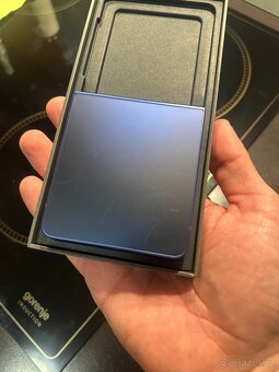 Samsung Galaxy Z Flip 7 – Modrý, 256 GB - 5