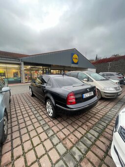 Škoda superb 2.5 tdi - 5