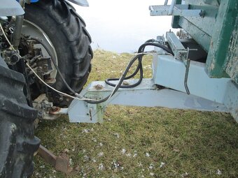 Traktorový návěs NS 10.12 - 5