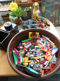 Lego mix 2kg + LEGO uložný box 15x12cm - kusy a druhy foto - 5