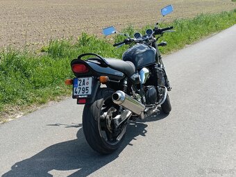 Suzuki GSX 750 Inazuma - 5