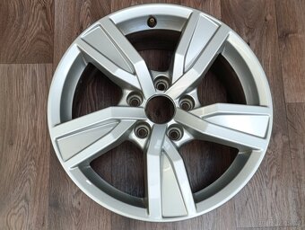 5x112 Audi A4 7Jx16 ET35 číslo 8W0601025A s1 alu disky - 5