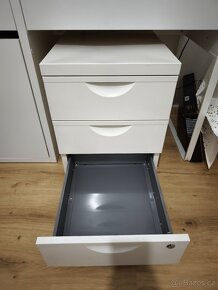 Kontejner pod stůl - plechový (jako nový) - 5