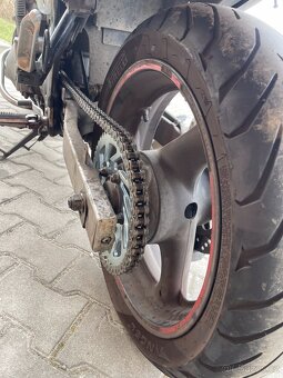 Suzuki bandit 600 - 5