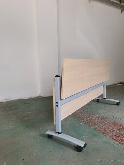 Skládací kancelářský/ konferenční stůl - 5