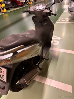 Moto / skútr Honda Dylan 125 cc - 5