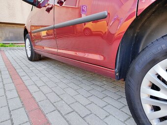 Volkswagen Caddy 1.6 TDI 75kW 5 míst rok 2013 - 5