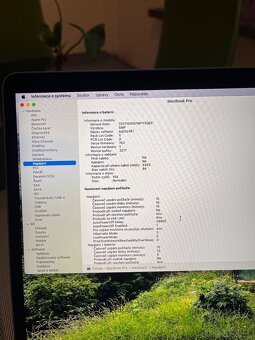 MacBook Pro 2016 s Touch Bar - 5