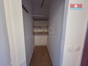 Prodej bytu 3+1, 75 m², Český Těšín, ul. Ostravská - 5