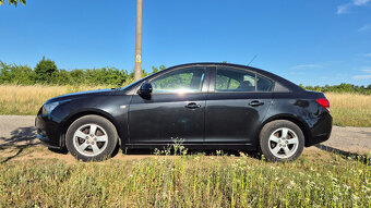 Chevrolet Cruze 1.6 - 5
