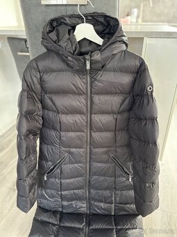 Černá péřová bunda prošívaná - 5