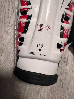 Vybavení na hokej - 5