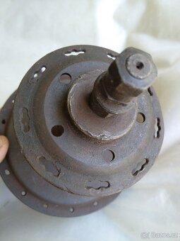 ČZ 175 předválečná zadní střed - 5