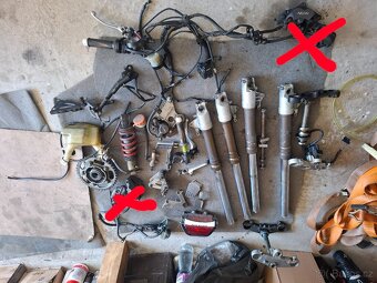 Honda cbr900rr dily na prodej - 5