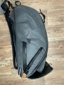 Peak Design Everyday Backpack V2 30L Charcoal - 5