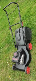 Benzínová sekačka motor briggstratton - 5