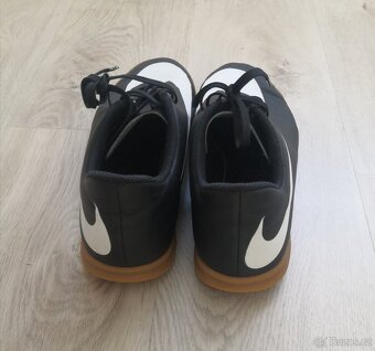 SÁLOVÉ BOTY vel. 44 zn. NIKE - 5