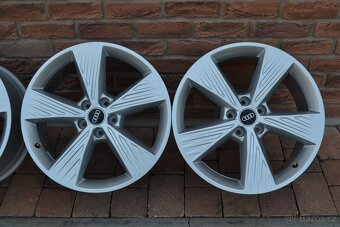 5x112 R19 Hliníkové disky Originál Audi Q4 e-tron - 5
